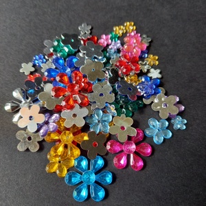 Virág formájú felragasztható dekorációs csomag  - Meska.hu