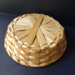 20 cm átmérőjű fonott kosárka dekoráláshoz  - kellékek & szerszámok - hobby fa alapanyag - egyéb fatermék - Meska.hu