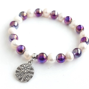Lágy szellő - ametiszt aurakvarc, igazgyöngy ásványkarkötő - Meska.hu