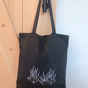Levendulás hímzett vászontáska , Táska & Tok, Bevásárlás & Shopper táska, Shopper, textiltáska, szatyor, Hímzés, Varrás, MESKA