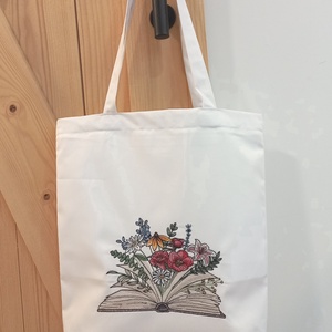 Hímzett vászontáska / virágos könyv , Táska & Tok, Bevásárlás & Shopper táska, Shopper, textiltáska, szatyor, Hímzés, Varrás, MESKA