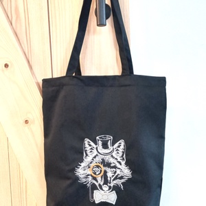 Hímzett vászontáska / nyakkendős róka hímzéssel, Táska & Tok, Bevásárlás & Shopper táska, Shopper, textiltáska, szatyor, Hímzés, Varrás, MESKA