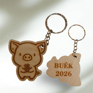 Gravírozott Malacos Kulcstartó � Szerencsehozó Újévi Ajándék (BUÉK 2026) - táska & tok - kulcstartó & táskadísz - kulcstartó - Meska.hu