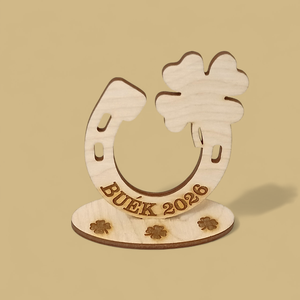 Szerencsehozó Talpas Patkó Dekoráció � Újévi Asztaldísz (BUÉK 2026) - otthon & életmód - dekoráció - dísztárgy - Meska.hu