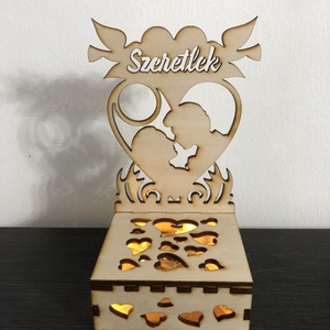 Szerelmes világító dísz fa LED-del � romantikus hangulatot teremtő dekor, Otthon & Életmód, Dekoráció, Asztal és polc dekoráció, Asztaldísz, Gravírozás, pirográfia, MESKA