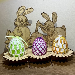 3 férőhelyes húsvéti fa tojástartó nyuszikkal � egyedi ünnepi asztaldekoráció, Otthon & Életmód, Dekoráció, Húsvéti asztaldíszek, Gravírozás, pirográfia, MESKA