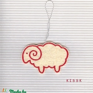 Fehér Bárányka -  - Meska.hu