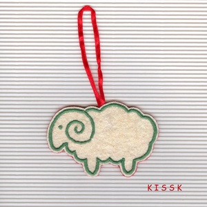 Piros-fehér-zöld Bárányka  dísz - otthon & életmód - dekoráció - dísztárgy - Meska.hu