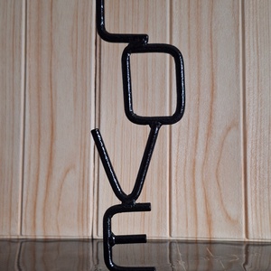 LOVE szobor  kézzel készült dísztárgy - művészet - szobor - fém - Meska.hu