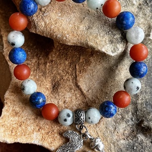 Mókusos ásvány karkötő - Meska.hu