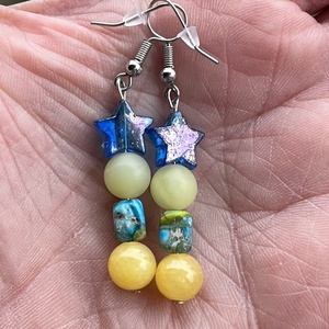 Karácsonyi csillag-ásvány fülbevaló, Ékszer, Fülbevaló, Lógó fülbevaló, Ékszerkészítés, MESKA