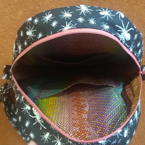 Pókmintás féloldalas hátizsák - táska & tok - hátizsák - hátizsák - Meska.hu