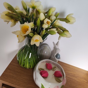 Tulipán kerámiában gyertya - kellékek & szerszámok - dekorációs kellékek - dekorációs gyertya - Meska.hu