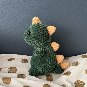 Horgolt dínó - játék & sport - plüssállat & játékfigura - nyuszi - Meska.hu