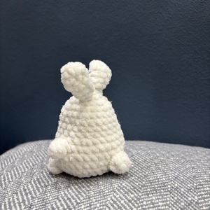 Horgolt húsvéti nyuszi - játék & sport - plüssállat & játékfigura - más figura - Meska.hu