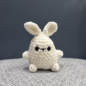 Horgolt húsvéti nyuszi - játék & sport - plüssállat & játékfigura - más figura - Meska.hu
