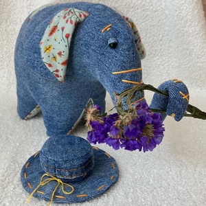 Kézzel készített puha játék farmer elefánt kalapban - játék & sport - plüssállat & játékfigura - elefánt - Meska.hu