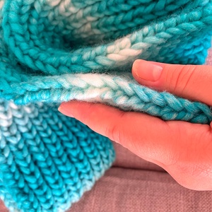 meleg kötött sál azúr - ruha & divat - sál, sapka, kendő - sál - Meska.hu