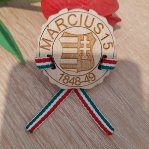 Fa kokárda, Ékszer, Kitűző és Bross, Famegmunkálás, Gravírozás, pirográfia, MESKA