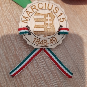 Fa kokárda - ékszer - kitűző és bross - Meska.hu