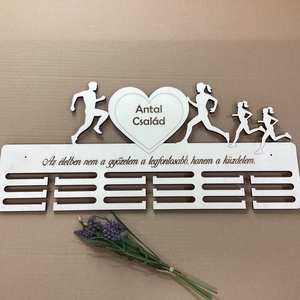 Futás (családi)Éremtartó Nagy 60 x 31 cm - otthon & életmód - dekoráció - fali és függő dekoráció - éremtartó - Meska.hu