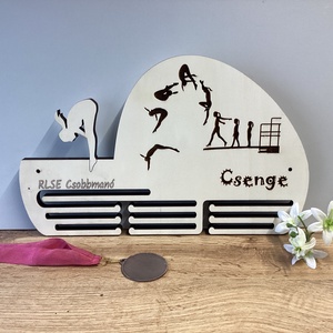 Műugrás Éremtartó  - Meska.hu