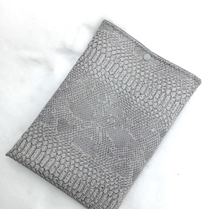 Kobra mintás textilbőr könyvtok, tablet vagy e-book tok, szürke, elegáns - könyv & zene - könyvtok - Meska.hu