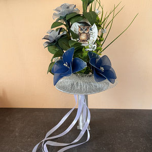 Ballagási virágdísz bagoly motívummal � kék-fehér örökcsokor általános és középiskolásoknak, Otthon & Életmód, Virágdekoráció, Virágok, Virágcsokor, , MESKA