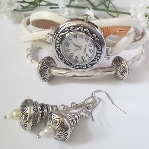 Fehér bőr szíjas, fém gyöngyös óra -  - Meska.hu