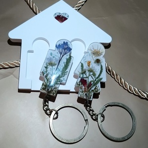 Édes párom, egyedi. virágos gyanta külcstartó - otthon & lakás - dekoráció - fali és függő dekoráció - fali kulcstartó - Meska.hu