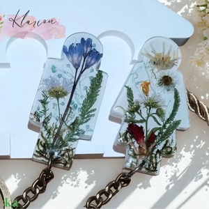 Édes párom, egyedi. virágos gyanta külcstartó - otthon & életmód - dekoráció - fali és függő dekoráció - fali kulcstartó - Meska.hu