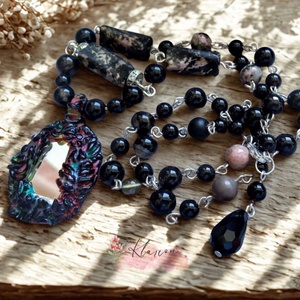 Onix, rodonit, tűzachát ásványgyöngyös nyakék tükrös medállal, Ékszer, Nyaklánc, Gyöngyös nyaklánc, Ékszerkészítés, Gyöngyfűzés, gyöngyhímzés, MESKA