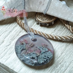 Örökre jégbe zárva, nyaklánc gyanta medállal, virággal és zuzmóval  - ékszer - nyaklánc - medálos nyaklánc - Meska.hu