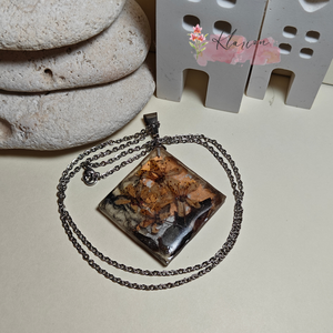 Örök tavasz nemesacél nyaklánc szárított virágos gyanta medállal - ékszer - nyaklánc - medálos nyaklánc - Meska.hu