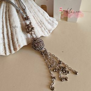 Ezüstös csillogás nyakék, Ékszer, Nyaklánc, Bogyós nyaklánc, Ékszerkészítés, Fémmegmunkálás, MESKA