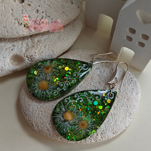 Zöld csillám gyanta fülbevaló - Meska.hu