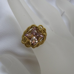 Vintage gyűrű rózsaszín kristállyal -  - Meska.hu
