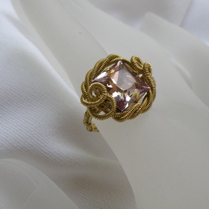 Vintage gyűrű rózsaszín kristállyal -  - Meska.hu