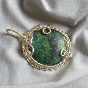 AKCIÓ! Erdő mélyén - krizokolla kő medál - Meska.hu