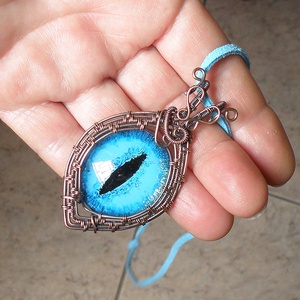 Türkiz sárkányszem vörösréz drótba foglalva - ékszer - nyaklánc - hosszú nyaklánc - Meska.hu
