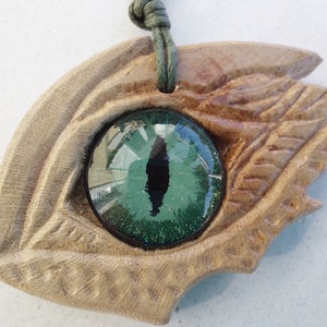 Zöld sárkányszem nyaklánc - ékszer - nyaklánc - hosszú nyaklánc - Meska.hu