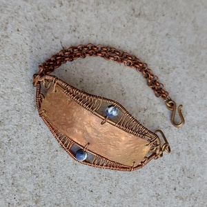 Vörösréz karkötő szodalit kövekkel, Ékszer, Karkötő, Karkötő medállal, Ékszerkészítés, MESKA