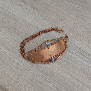 Vörösréz karkötő szodalit kövekkel - ékszer - karkötő - karkötő medállal - Meska.hu