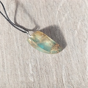 Olajfa és műgyanta nyaklánc , Ékszer, Nyaklánc, Medálos nyaklánc, Ékszerkészítés, MESKA