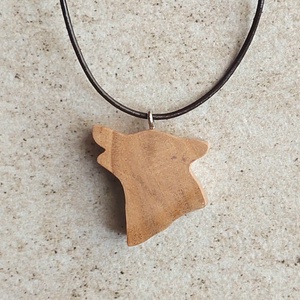 Kutya nyaklánc fából - gyerekeknek - ékszer - nyaklánc - medálos nyaklánc - Meska.hu