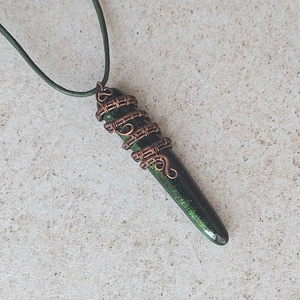 Nyaklánc vörösréz drótból és olvasztott üvegből - ékszer - nyaklánc - medálos nyaklánc - Meska.hu