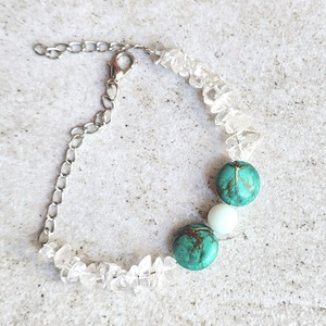 Ásványkarkötő hegyikristállyal, kék jáspis kövekkel és amazonit golyóval - ékszer - karkötő - ásványkarkötő - Meska.hu