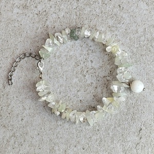 Ásványkarkötő jáde, hegykristály és holdkő ásványokkal - Meska.hu