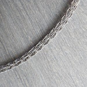 Acél nyaklánc viking kötés technikával - Meska.hu