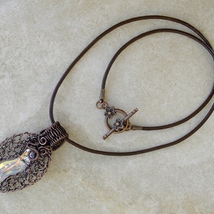 Horgolt vörösréz nyaklánc swarovski kristállyal, Ékszer, Nyaklánc, Medálos nyaklánc, Ékszerkészítés, MESKA